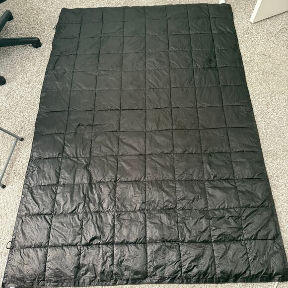 Smiley World Packable Camping Blanket Size‎ 53x78 - Picture 5 of 7